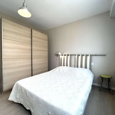 Apartment Spacieux Centre-ville, 5 Couchages, Proche - Fr-1-224-800
